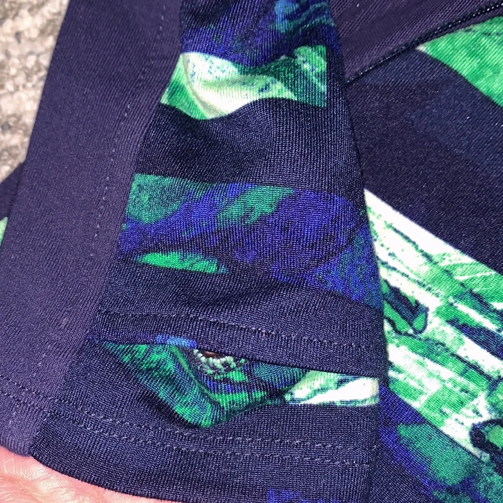 Athleta Dark Blue & Green Mesh Full Tilt Zip up Jacket Small - Picture 6 of 10